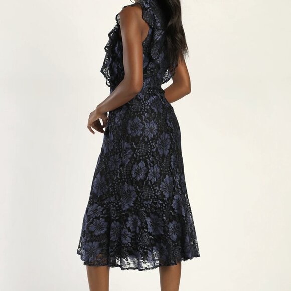 NWT Lulus Divinely Dramatic Black and Navy Blue Lace Midi Dress - Picture 4 of 9
